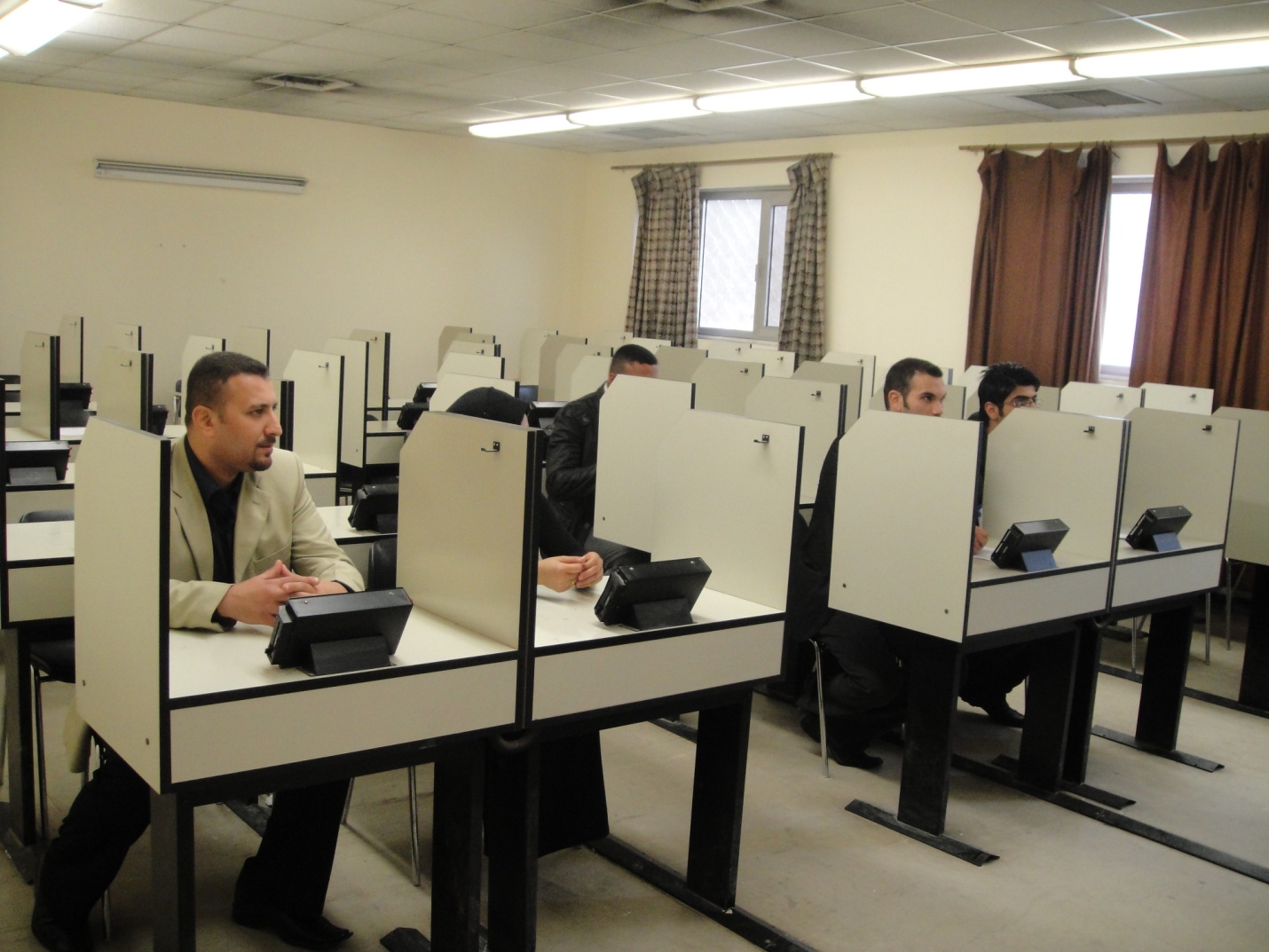 مختبر اللغة الأنكليزية