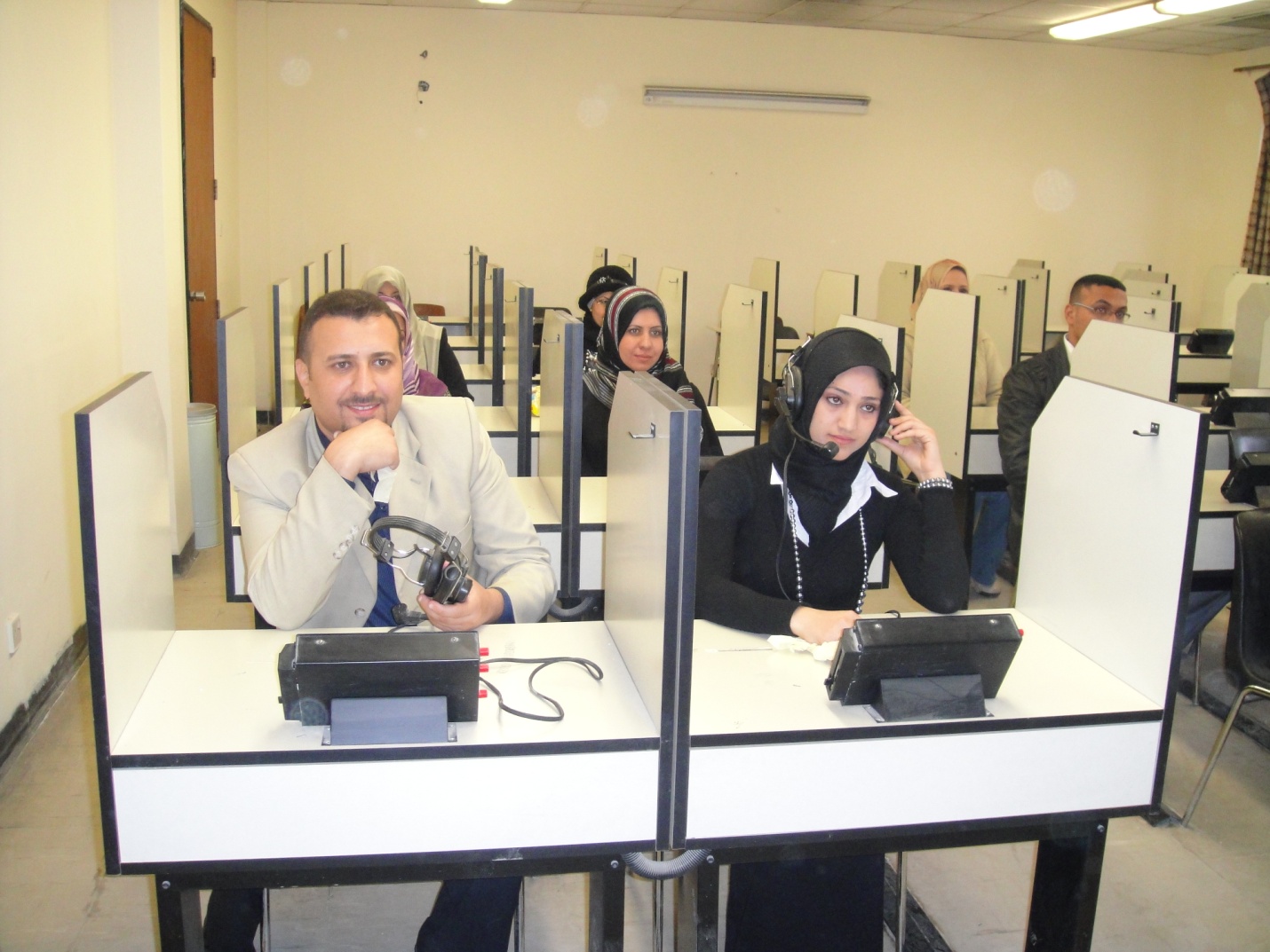 مختبر اللغة الأنكليزية