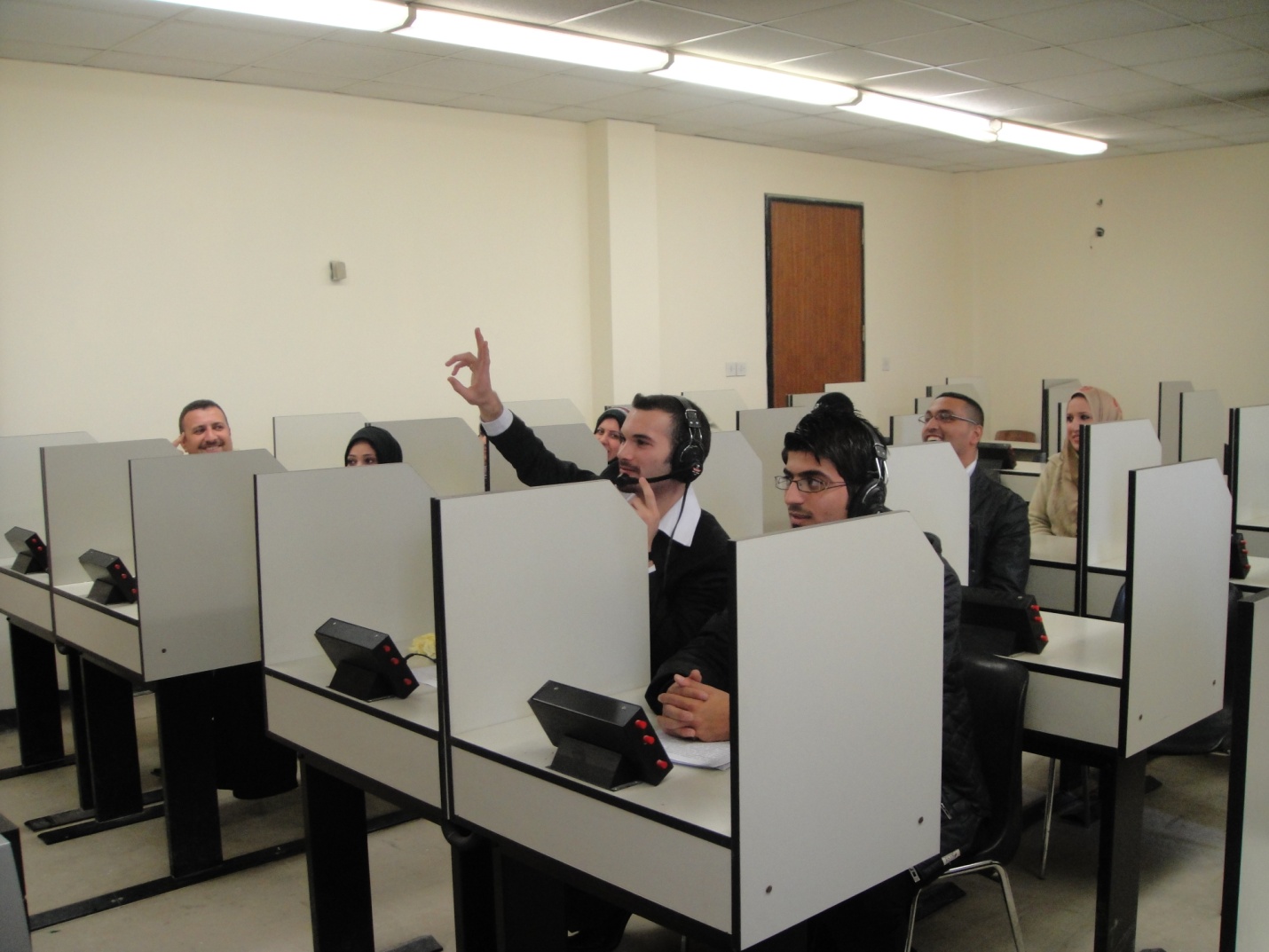 مختبر اللغة الأنكليزية