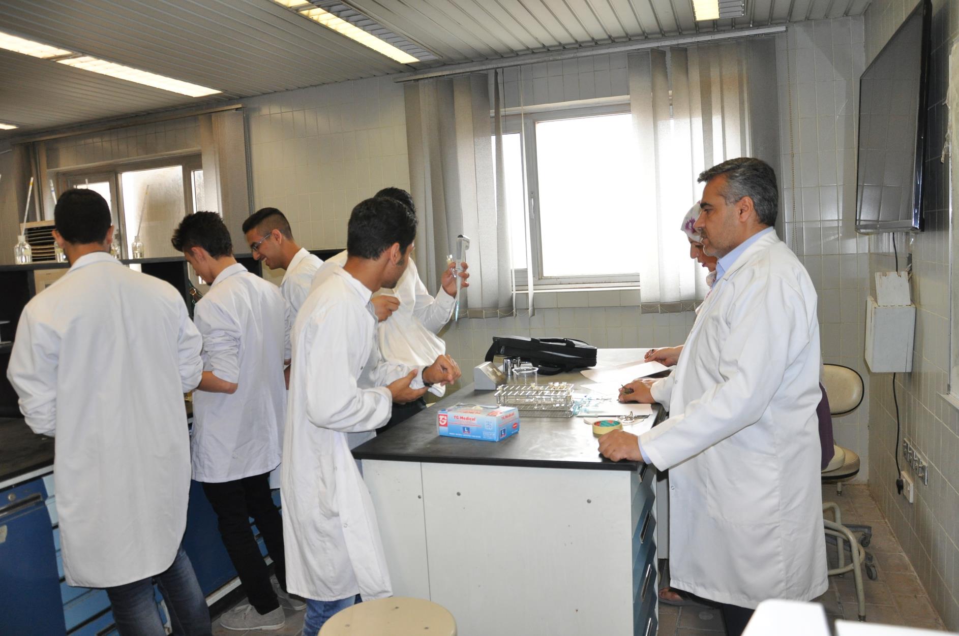 مختبر الكيمياء