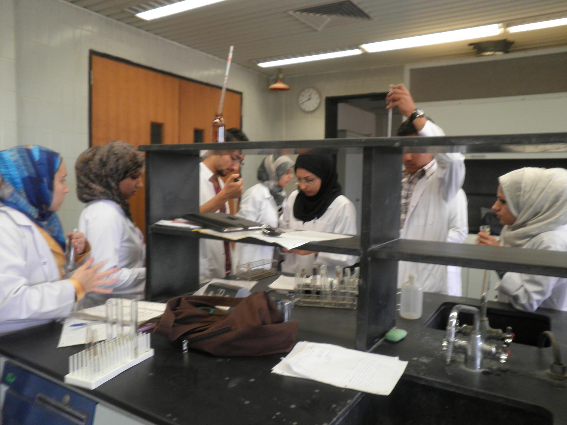 مختبر الكيمياء