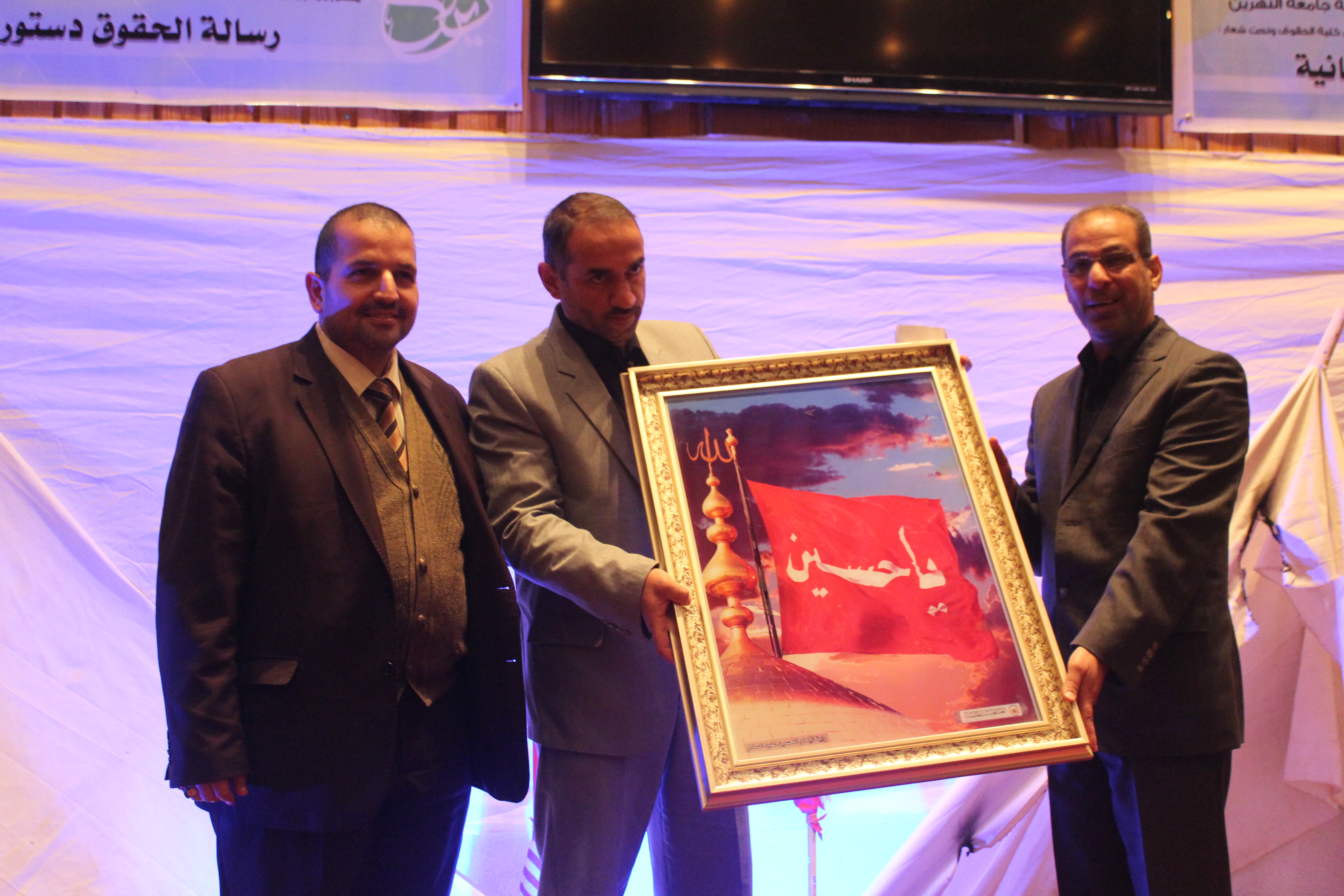 مشاركة كلية طب النهرين في مهرجان السجاد السنوي ............. وحدة الاعلام 