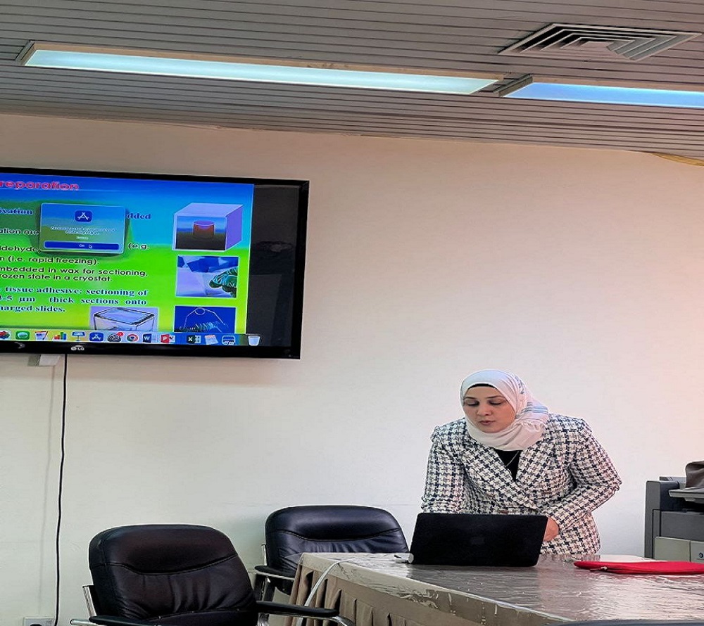 انجاز ورشة عمل بعنوان : التهجين الموضعي و التصبيغ المناعي الكيميائي النسيجي  في فرع الاحياء المجهرية