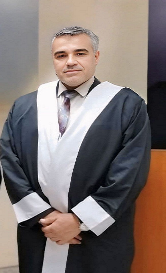 ترقية الأستاذ المساعد الدكتور رائد جاسم محمد الى مرتبة استاذ