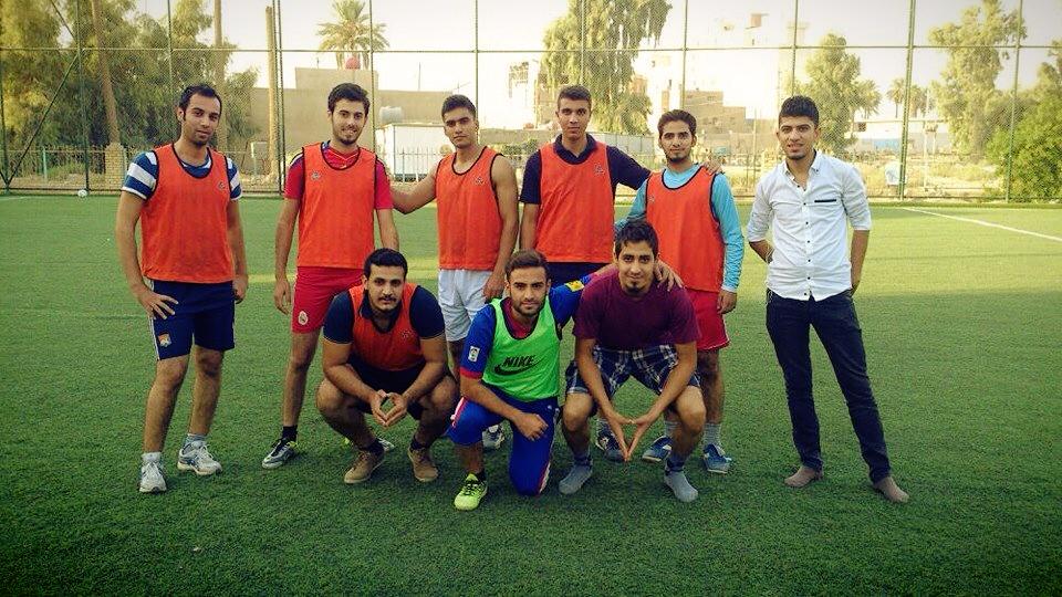 صور الطلاب المشاركين في بطولات كرة القدم لجامعة النهرين