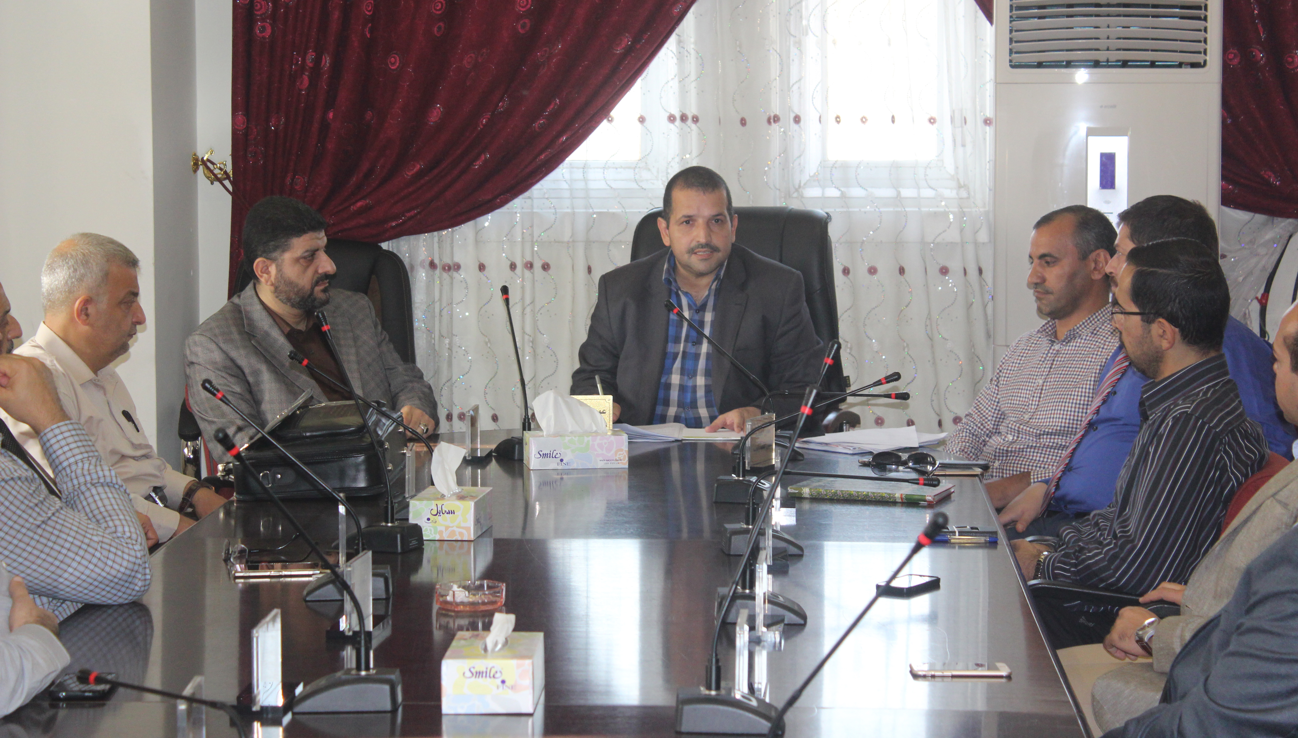 أجتماع السيد العميد بفرع الجراحة ... وحدة الأعلام 