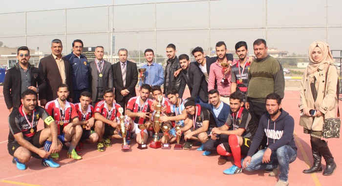 حصول فريق كلية الطب على المركز الاول في كرة الطائرة للرياضة الجامعية ...وحدة الإعلام