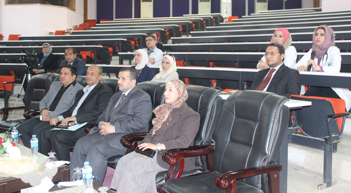 م.د. علي سعدي صالح من فرع طب الأطفال يلقي محاضرة علمية عن (الأختلاجات الحرارية عند الأطفال) ... وحدة الإعلام 