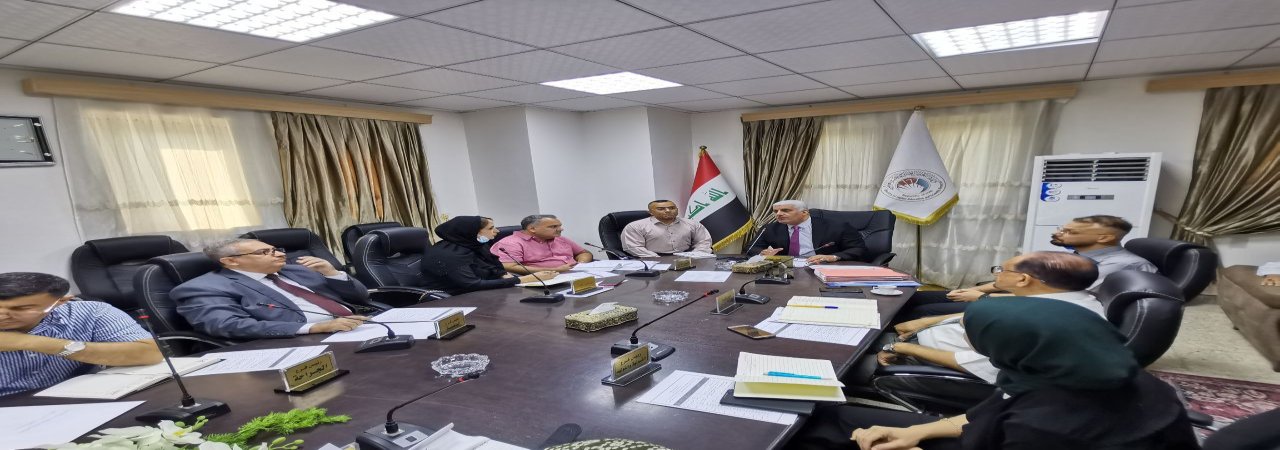 استضافة السيد مدير مستشفى مدينة الامامين الكاظمين ( ع ) الطبية في اجتماع مجلس الكلية