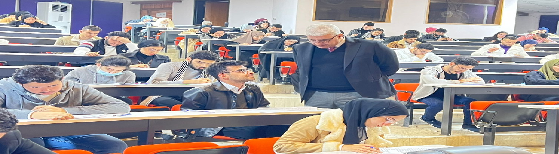 جولة تفقدية للسيد العميد لسير الامتحانات النهائية للكورس الاول