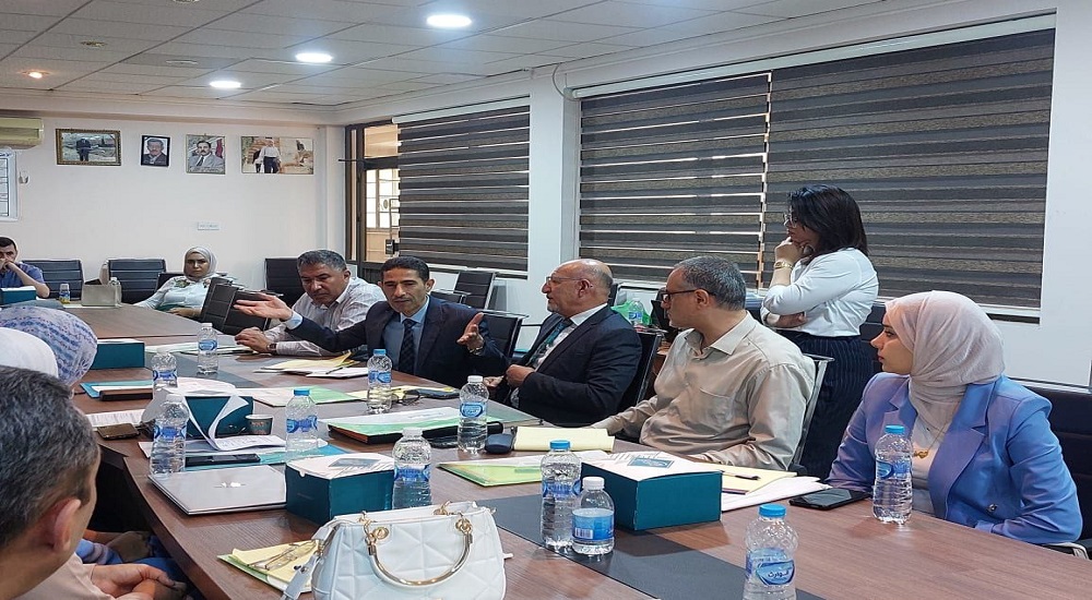 تنظيم دائرة الصحة العامة ورشة عمل لتحديث المناهج العلمية لكليات المجموعة الطبية والعلوم