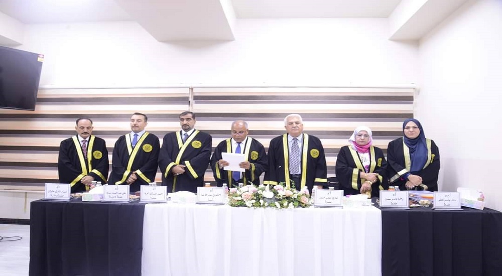 مشاركة الاستاذ الدكتور محمد عمران حمزة بمناقشة أطروحة الدكتوراه للطالبة بشرى عبد الهادي جاسم