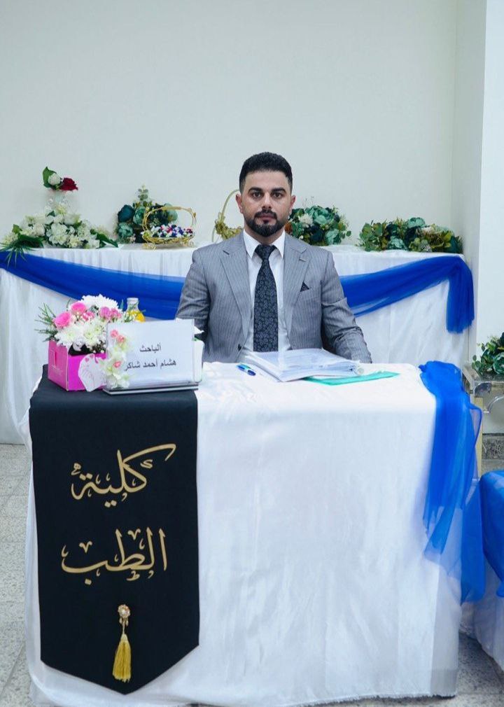 مناقشة طالب الدكتوراه (هشام احمد شاكر) في فرع الكيمياء والكيمياء الحياتية