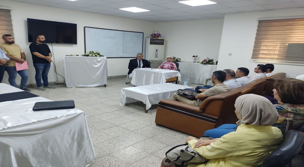 عقد اجتماع في مجلس فرع الكيمياء والكيمياء الحياتية مع طلبة الدراسات العليا الجدد للعام الدراسي ٢٠٢٤/٢٠٢٥ 