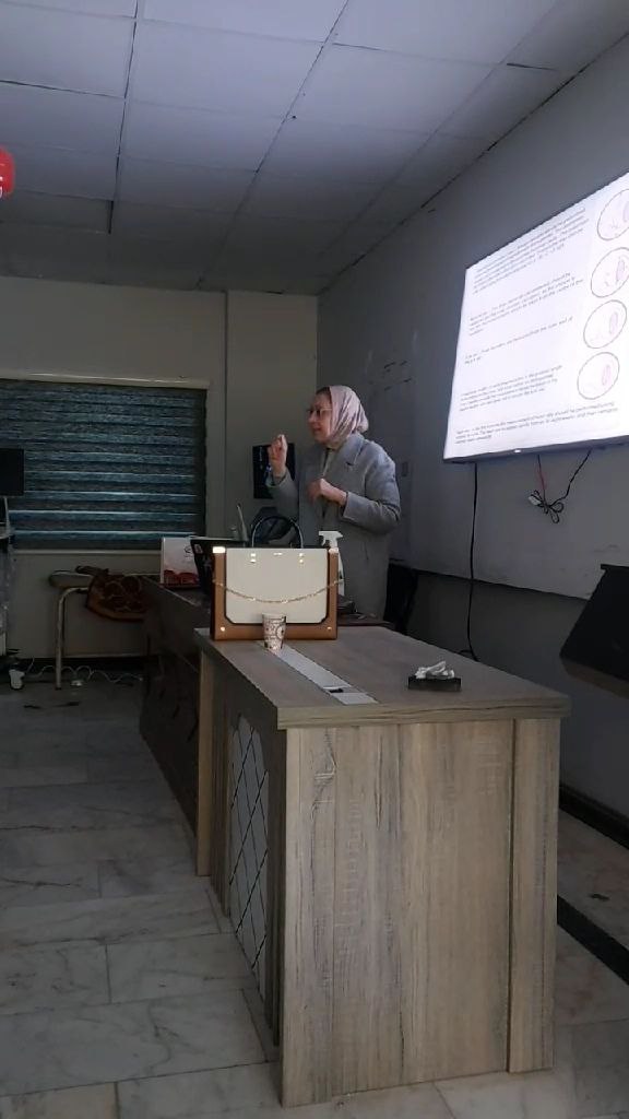 اعطاء محاضرة بعنوان first trimester ultrasound من قبل الاستاذ المساعد الدكتورة ايناس ثامر في مدينة الاماميين الكاظميين