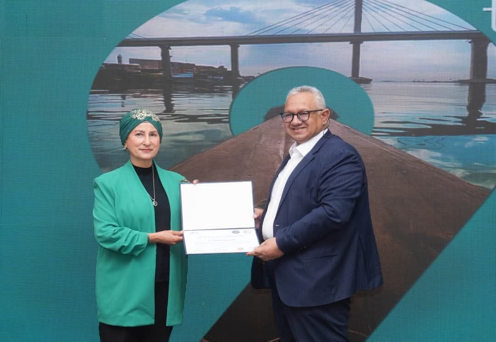 رئيسة فرع طب الأطفال في كلية طب النهرين تشارك في المؤتمر التاسع لجمعية طب الأطفال العراقية في البصرة